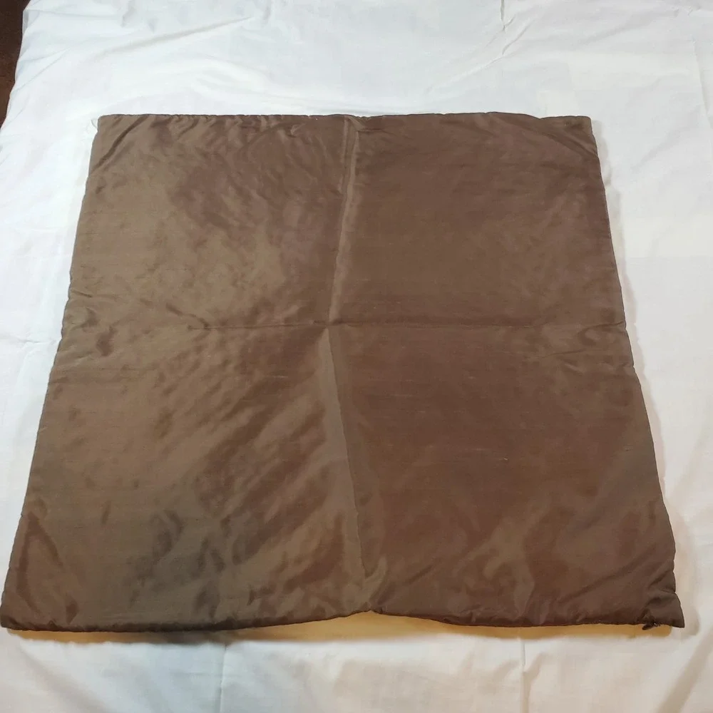 Noble Excellence Silk Blend Euro 2 Pillowcases Zip Brown 26x26‎